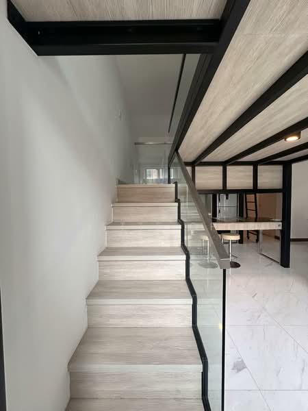 The Greenwich Condominium For Sale at S$ 800,000 | PropertyGuru Singapore - Interior