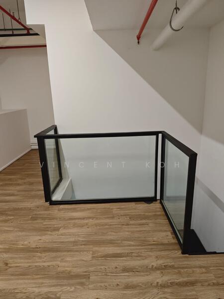 Oxley BizHub, 61 Ubi Road 1, 947 sqft, Light Industrial (B1) For Sale, by Vincent Koh, 500042715 - Mezzanine - CommercialGuru.com.sg