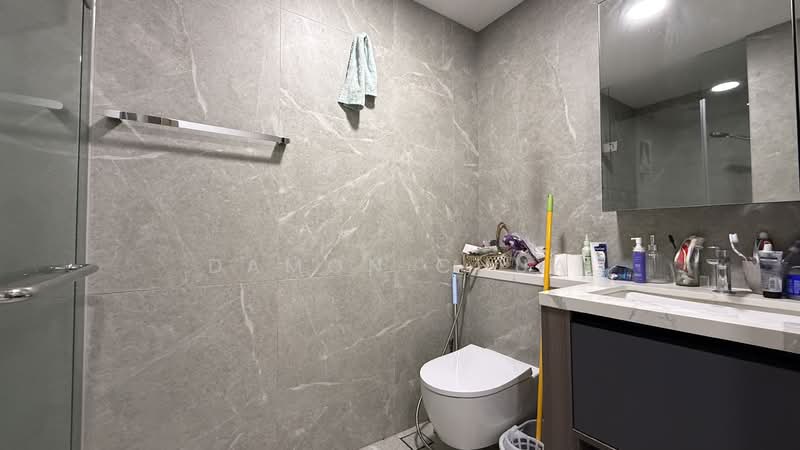 One-North Eden, 8 Slim Barracks Rise, Room Rental, 150 sqft, Condominium For Rent, by Damon Chua, 500042718 - Bathroom - PropertyGuru.com.sg