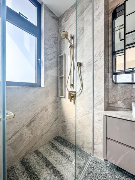 CBD Views! High fl! Brand new Premum 2 bedroom!, , 2 Bedrooms, 786 sqft, Condominium For Rent, by Jocelyn Wee, 500042729 - Bathroom - PropertyGuru.com.sg