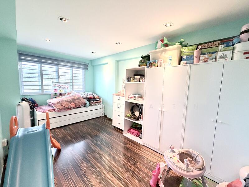 For Sale - 501 Tampines Central 1