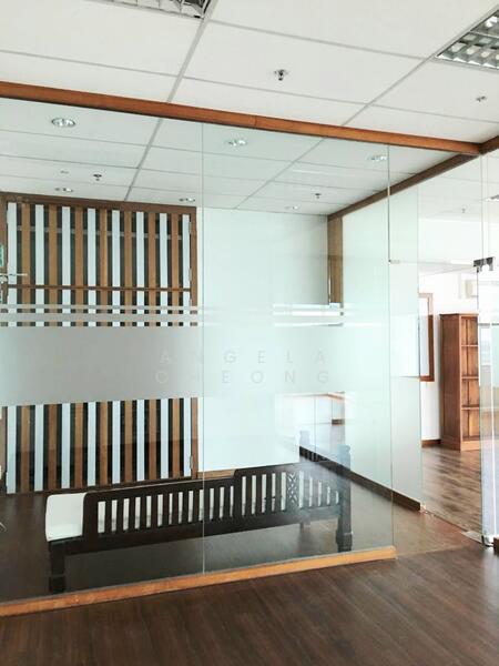 The Spire, 10 Bukit Batok Crescent, 1,539 sqft, Light Industrial (B1) For Sale, by Angela Cheong, 500042784 - CommercialGuru.com.sg