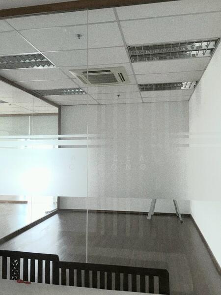 The Spire, 10 Bukit Batok Crescent, 1,539 sqft, Light Industrial (B1) For Sale, by Angela Cheong, 500042784 - CommercialGuru.com.sg