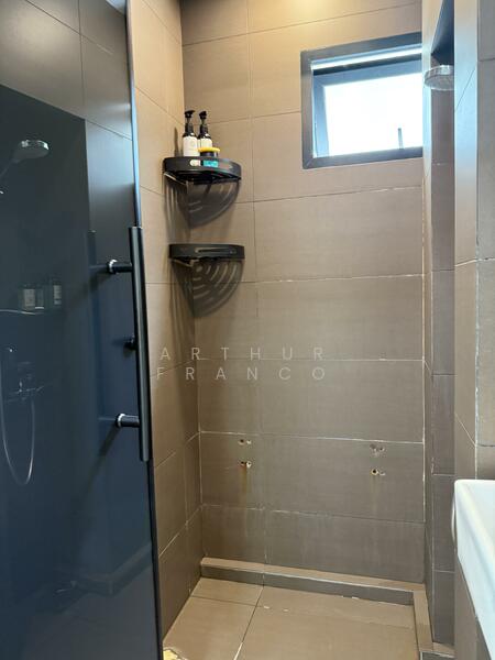 227 Lorong 8 Toa Payoh, 227 Lorong 8 Toa Payoh, Room Rental, 200 sqft, HDB Flat For Rent, by Arthur Franco, 500042831 - Bathroom - PropertyGuru.com.sg