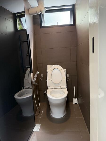 227 Lorong 8 Toa Payoh, 227 Lorong 8 Toa Payoh, Room Rental, 200 sqft, HDB Flat For Rent, by Arthur Franco, 500042831 - Bathroom - PropertyGuru.com.sg