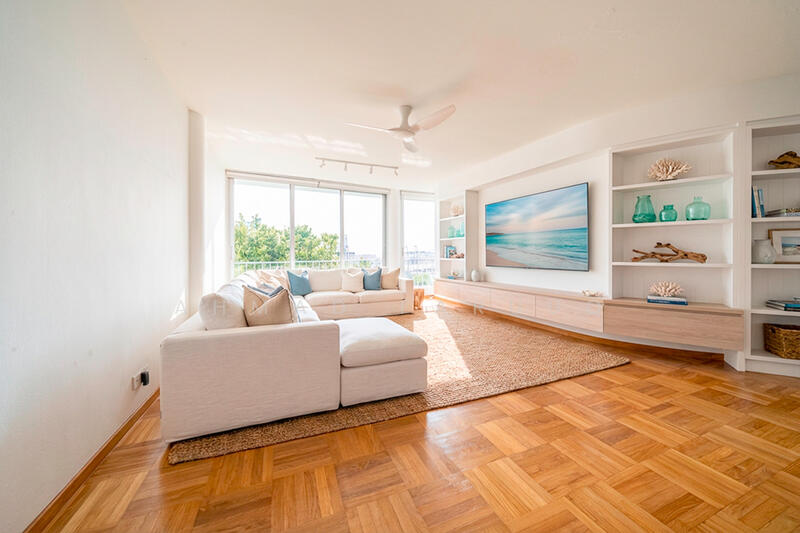 This Photo is Illustration Only.