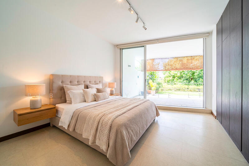 This Photo is Illustration Only.