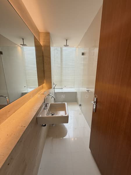 Ardmore II, 2 Ardmore Park, 5 Bedrooms, 2,024 sqft, Condominium For Rent, by Jaren Hoo, 500042932 - Bathroom - PropertyGuru.com.sg