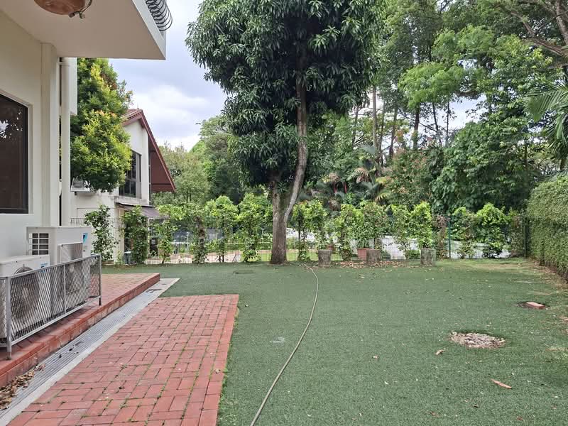 Cheng Soon Garden Bangalow House, Cheng Soon Garden, 5 Bedrooms, 3,552 sqft, Bungalow House For Rent, by P S Tan, 500042937 - Exterior - PropertyGuru.com.sg