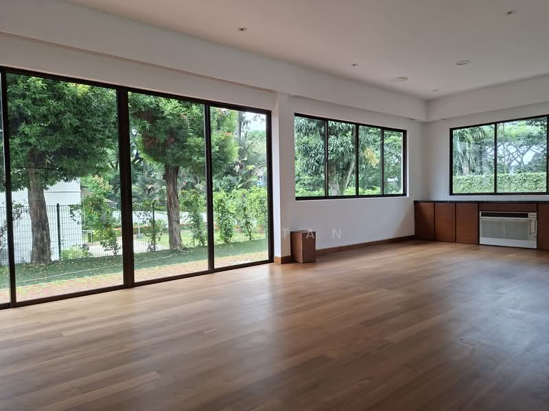 Cheng Soon Garden Bangalow House, Cheng Soon Garden, 5 Bedrooms, 3,552 sqft, Bungalow House For Rent, by P S Tan, 500042937 - PropertyGuru.com.sg