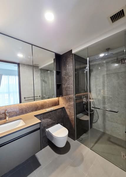 Tembusu Grand, 94 Jalan Tembusu, 2 Bedrooms, 667 sqft, Condominium For Rent, by Asthee Chua, 500042962 - Bathroom - PropertyGuru.com.sg