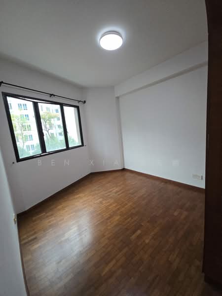 Woodsvale, 1 Woodlands Drive 72, 3 Bedrooms, 1,356 sqft, Condominium For Sale, by Ben XIA 夏天鹏, 500042968 - Interior - PropertyGuru.com.sg
