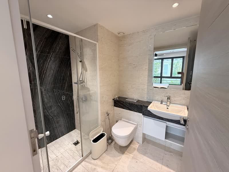 Sophia Hills, 5 Mount Sophia, 2 Bedrooms, 570 sqft, Condominium For Sale, by Brenda Koh, 500042975 - Bathroom - PropertyGuru.com.sg