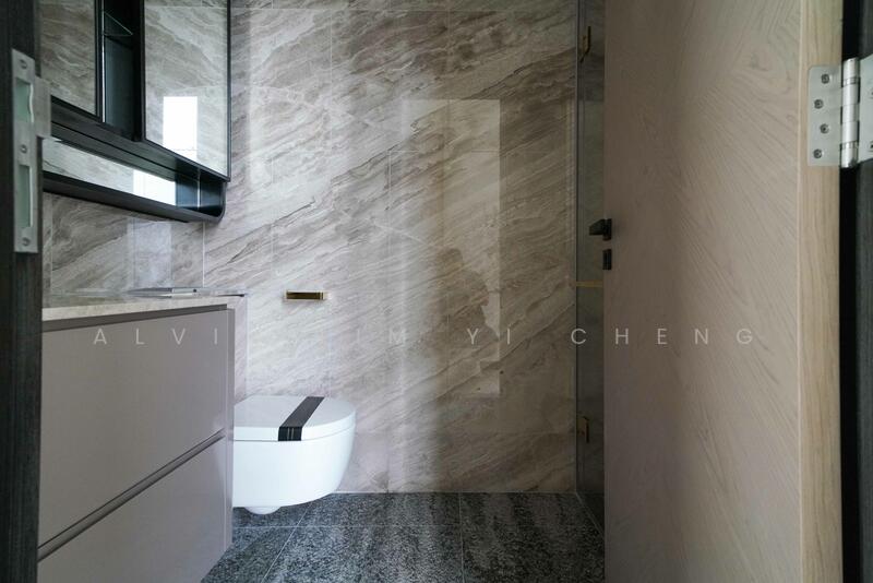 Master's  Bedroom Toilet