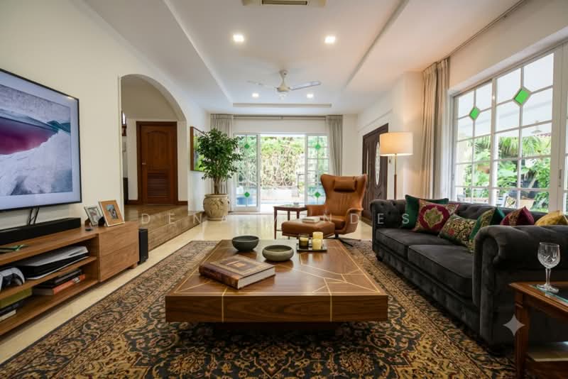 Gentle Villas, 71 Gentle Drive, 5 Bedrooms, 10,000 sqft, Semi-Detached House For Rent, by Dena Mendes, 500043020 - Living Room - PropertyGuru.com.sg