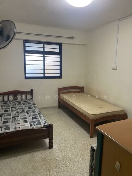 121 Ang Mo Kio Avenue 3, 121 Ang Mo Kio Avenue 3, 2 Bedrooms, 721 sqft, HDB Flat For Sale, by Raymond Tan, 500043086 - PropertyGuru.com.sg