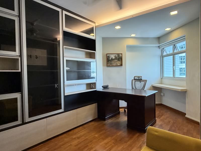 389 Bukit Batok West Avenue 5, 389 Bukit Batok West Avenue 5, 4 Bedrooms, 1,270 sqft, HDB Flat For Sale, by Kavin Kuah, 500043102 - Study - PropertyGuru.com.sg