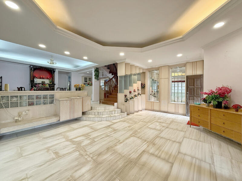 ⭐️NEAR SIXTH AVENUE MRT, PRICED TO SELL RARE SEMI-D @ JALAN HAJI ALIAS, SIXTH AVE, NAMLY PRECINCT!⭐️ Semi-Detached House For Sale at S$ 8,900,000 | PropertyGuru Singapore - Interior