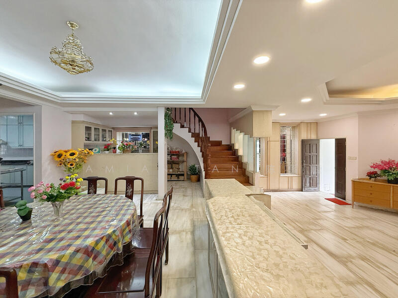 ⭐️NEAR SIXTH AVENUE MRT, PRICED TO SELL RARE SEMI-D @ JALAN HAJI ALIAS, SIXTH AVE, NAMLY PRECINCT!⭐️ Semi-Detached House For Sale at S$ 8,900,000 | PropertyGuru Singapore - Interior