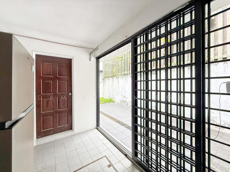 ⭐️NEAR SIXTH AVENUE MRT, PRICED TO SELL RARE SEMI-D @ JALAN HAJI ALIAS, SIXTH AVE, NAMLY PRECINCT!⭐️ Semi-Detached House For Sale at S$ 8,900,000 | PropertyGuru Singapore - Entrance