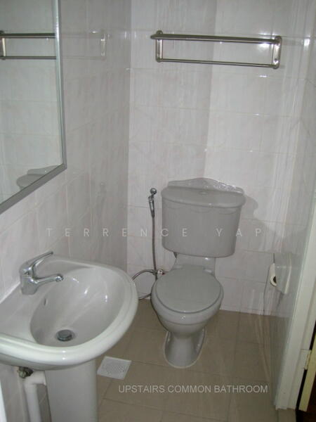 Upstairs  Common Bathroom