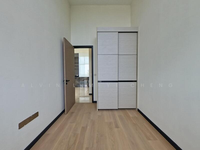 Common Bedroom Wardrobe