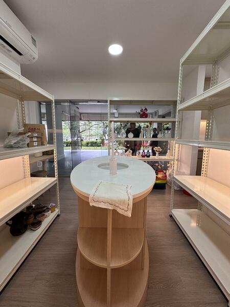 HDB Ground Floor Shop in Telok Blangah Rise, Telok Blangah Rise, Kampong Bahru Road, Lower Delta Road, 250 sqft, Shop / Shophouse For Rent, by Daniel Tan - 陈振宏, 500043155 - Interior - CommercialGuru.com.sg
