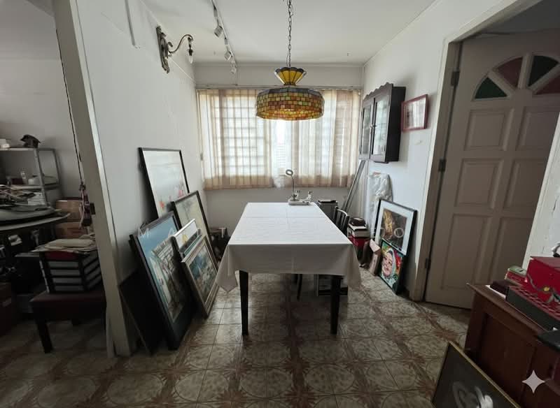 117 Bukit Merah Central HDB Flat For Sale at S$ 760,000 | PropertyGuru Singapore - Dining Room