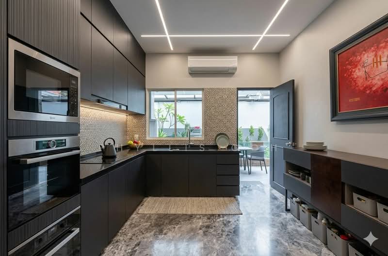 Hillview Crescent, Hillview Crescent, 6 Bedrooms, 4,000 sqft, Semi-Detached House For Sale, by Phyllis Goh, 500043184 - Kitchen - PropertyGuru.com.sg