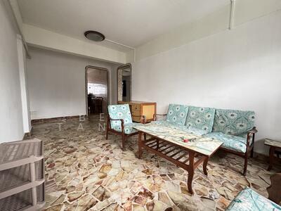 For Rent - 271 Queen Street