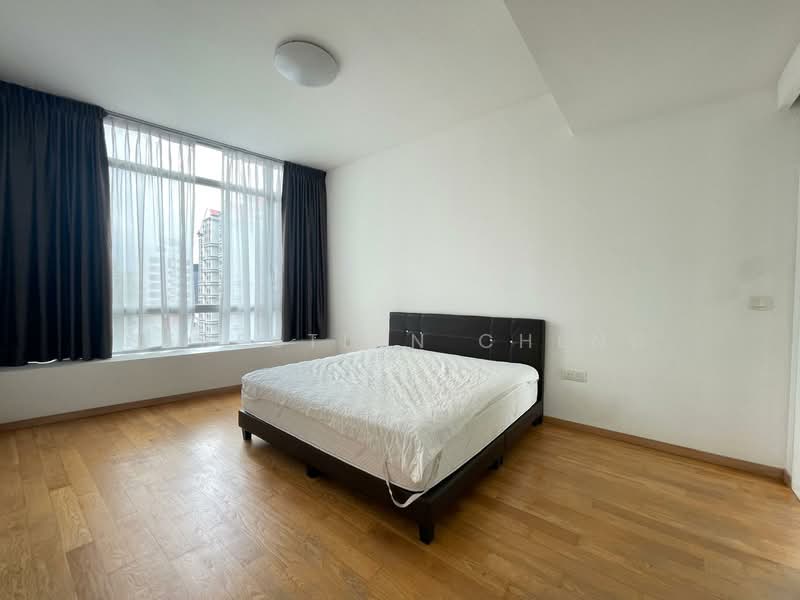 Martin Place Residences, 2 Martin Place, 2 Bedrooms, 1,163 sqft, Condominium For Rent, by Sebestian Cheng, 500043203 - Bedroom - PropertyGuru.com.sg