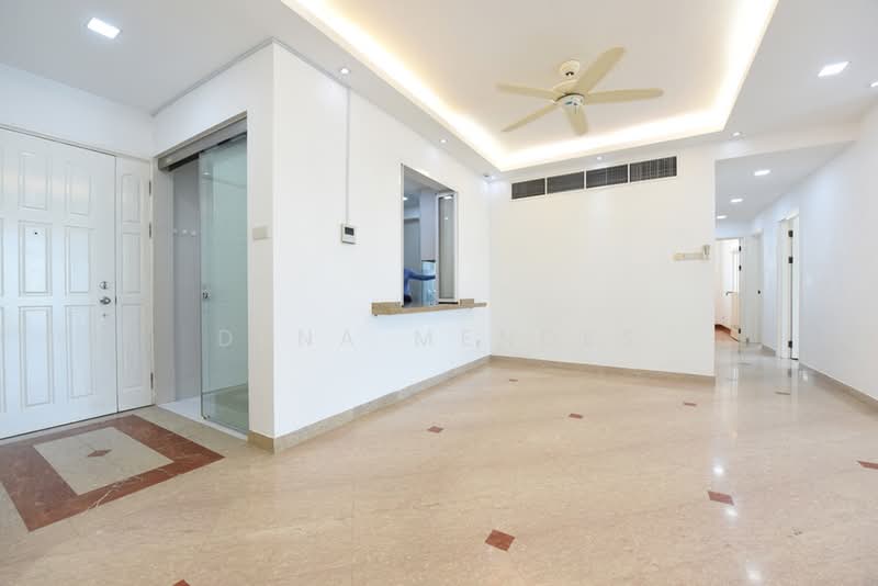 Spring Grove, 53 Grange Road, 3 Bedrooms, 1,389 sqft, Condominium For Rent, by Dena Mendes, 500043222 - Entrance - PropertyGuru.com.sg