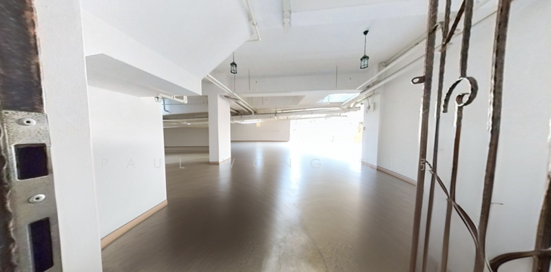 2 Private Parking Lots Level 1