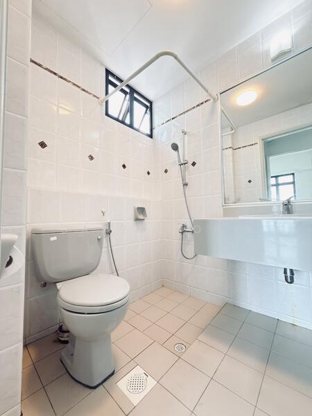 Hume Park I Condominium For Sale at S$ 2,550,000 | PropertyGuru Singapore