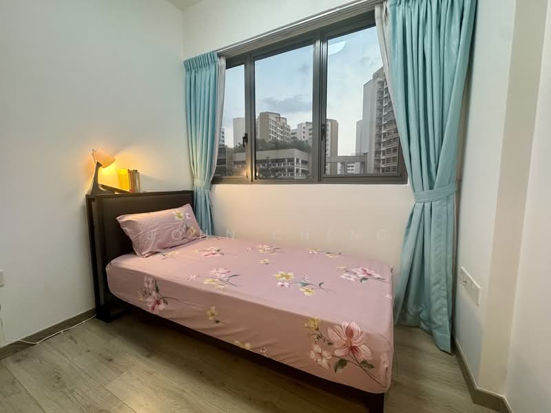 The Alps Residences, Tampines Avenue 10, 2 Bedrooms, 689 sqft, Condominium For Sale, by John Cheng, 500043335 - Bedroom - PropertyGuru.com.sg