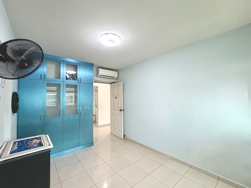 686A Woodlands Drive 73, 686A Woodlands Drive 73, 3 Bedrooms, 1,227 sqft, HDB Flat For Sale, by Wong Li Ting, 500043373 - Bedroom - PropertyGuru.com.sg