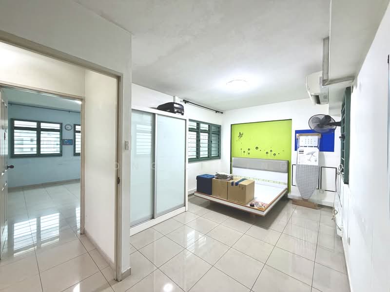 686A Woodlands Drive 73, 686A Woodlands Drive 73, 3 Bedrooms, 1,227 sqft, HDB Flat For Sale, by Wong Li Ting, 500043373 - Bedroom - PropertyGuru.com.sg