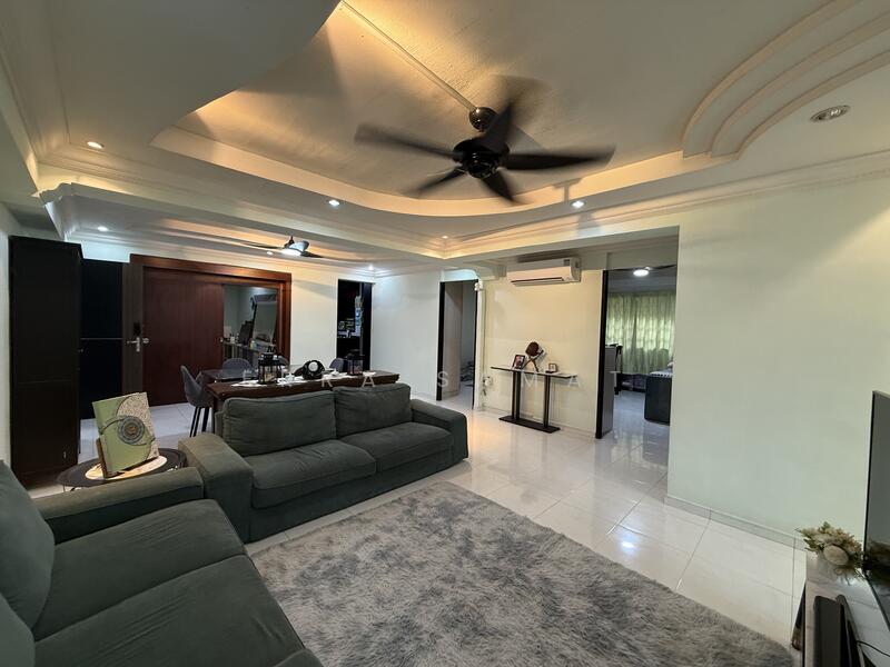 For Sale - 349 Tampines Street 33