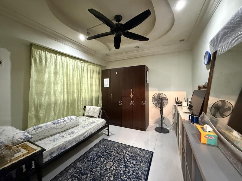 For Sale - 349 Tampines Street 33