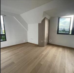 For Rent - 77 @ East Coast