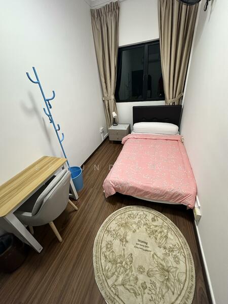 Barossa Gardens, Pasir Panjang Road, Room Rental, 100 sqft, Terraced House For Rent, by Edmund Choo, 500043431 - Bedroom - PropertyGuru.com.sg