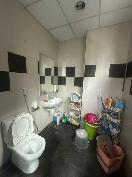 S9, 55 Serangoon North Avenue 4, 1,765 sqft, Light Industrial (B1) For Rent, by Sam Shum, 500043461 - Bathroom - CommercialGuru.com.sg