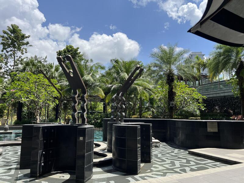 OUE Twin Peaks, 33 Leonie Hill Road, 1 Bedroom, 549 sqft, Condominium For Rent, by Julie Cassandra, 500043464 - PropertyGuru.com.sg