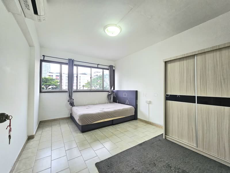 102 Jalan Dusun, 102 Jalan Dusun, 3 Bedrooms, 1,270 sqft, HDB Flat For Sale, by Muhammad Noor Danial, 500043561 - Bedroom - PropertyGuru.com.sg