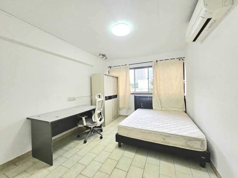102 Jalan Dusun, 102 Jalan Dusun, 3 Bedrooms, 1,270 sqft, HDB Flat For Sale, by Muhammad Noor Danial, 500043561 - Bedroom - PropertyGuru.com.sg