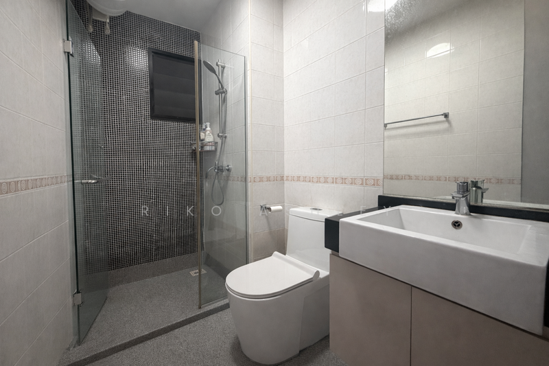 157C Rivervale Crescent HDB Flat For Sale at S$ 628,000 | PropertyGuru Singapore - Bathroom
