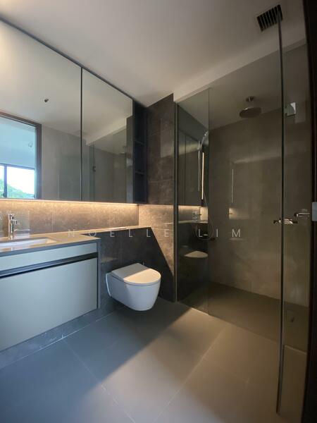 Tembusu Grand Condominium For Sale at S$ 1,890,000 | PropertyGuru Singapore - Bathroom