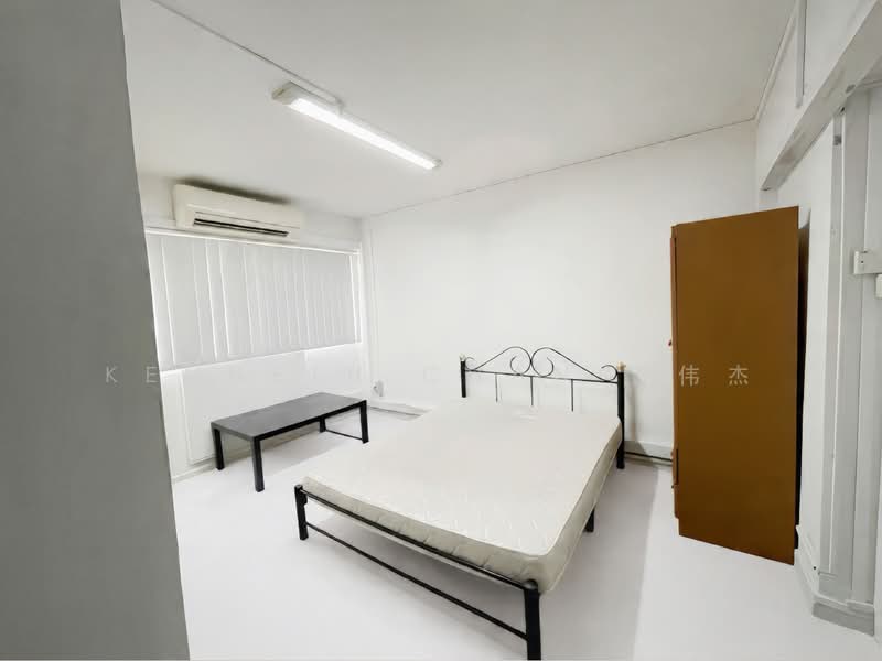 303 Woodlands Street 31, 303 Woodlands Street 31, Room Rental, 200 sqft, HDB Flat For Rent, by Kenneth Chan 曾伟杰, 500043608 - Bedroom - PropertyGuru.com.sg