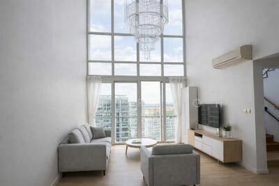 For Sale - Rare Duplex Penthouse with 5 Bedrooms Below $3m near AMK MRT!