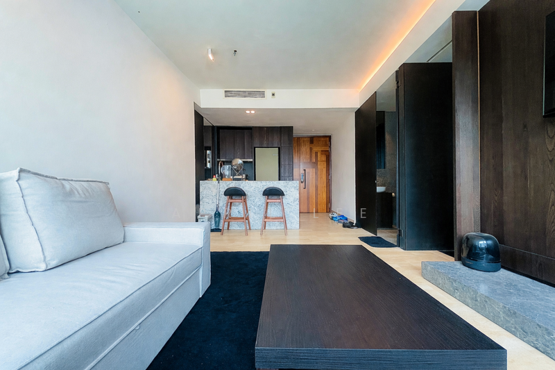 Newton 18 Apartment For Sale at S$ 1,400,000 | PropertyGuru Singapore - Living Room